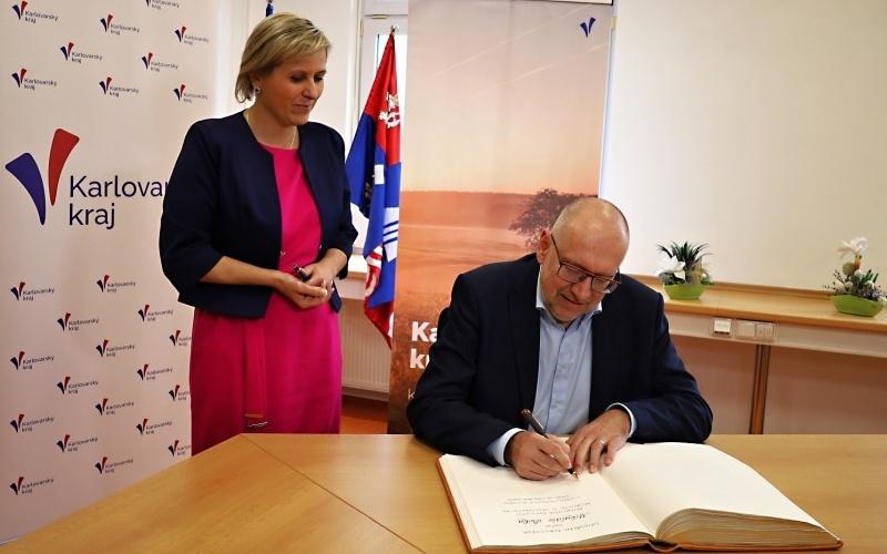 Hejtmanka a ministr školství 