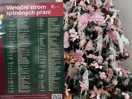 Vánoční strom splněných přání