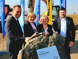 Poklepání základního kamene nového úseku dálnice D6 